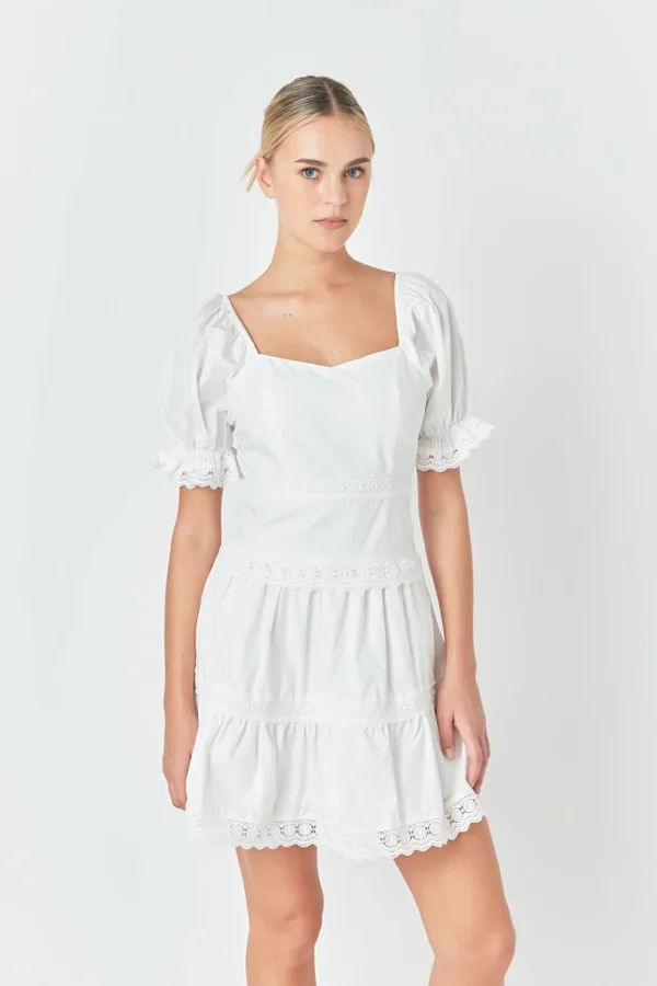 ENDLESS ROSE Lace Dresses | White Dresses*- Sweetheart Lace Combo Puff Mini Dress WHITE