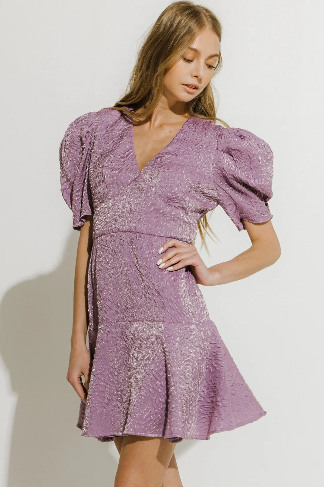 endless_rose__texture_vne_1.webp ENDLESS ROSE Tops*- Texture V-neck Mini Dress