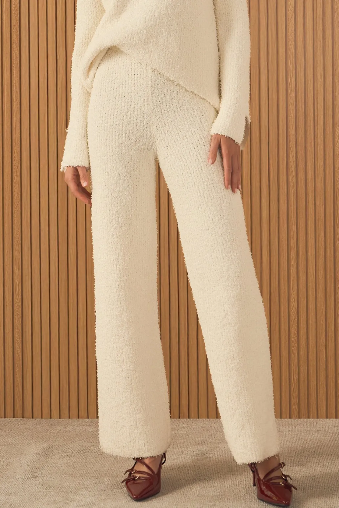 endless_rose__textured_fu_0.webp ENDLESS ROSE Sweaters & Knits | Matching Sets*- Textured Fuzzy Knit Pants CREAM