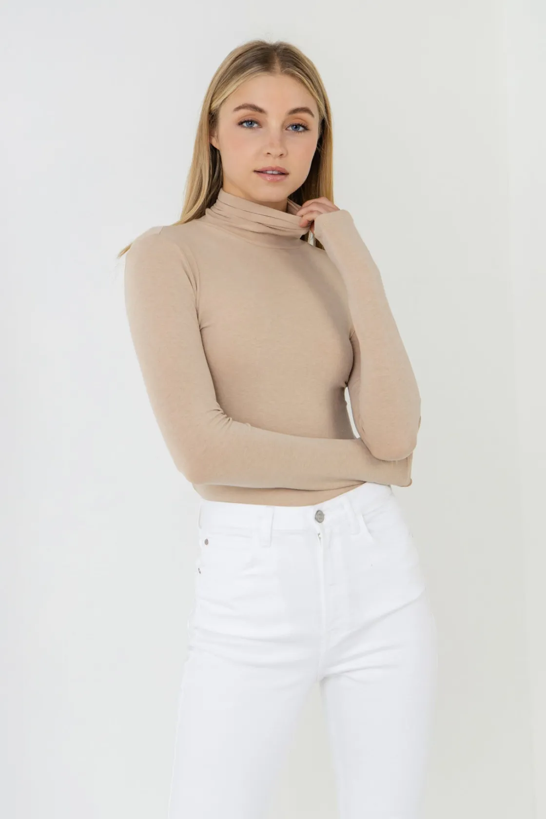 endless_rose__turtle_neck_3.webp ENDLESS ROSE Tops*- Turtle Neck Long Sleeve Knit Top