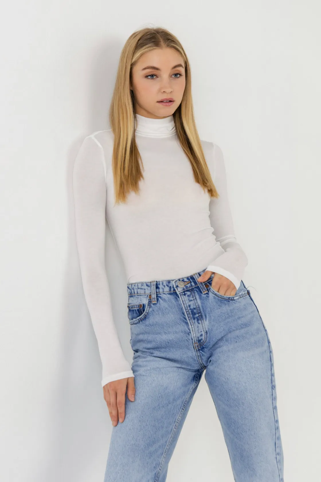 endless_rose__turtle_neck_8.webp ENDLESS ROSE Tops*- Turtle Neck Long Sleeve Knit Top