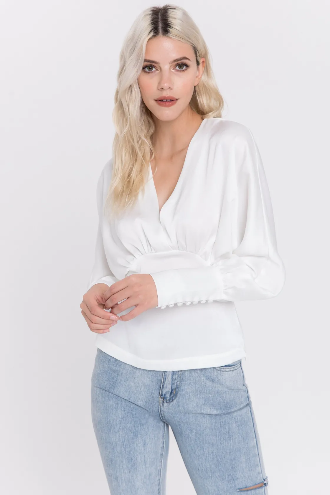 endless_rose__v_neck_wove_3.webp ENDLESS ROSE Tops*- V Neck Woven Blouse WHITE
