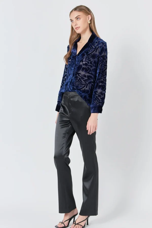 ENDLESS ROSE Tops*- Velvet Burnout Collared Top NAVY