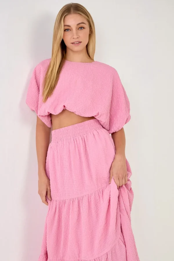 ENDLESS ROSE Tops*- Voluminous Textured Cropped Top
