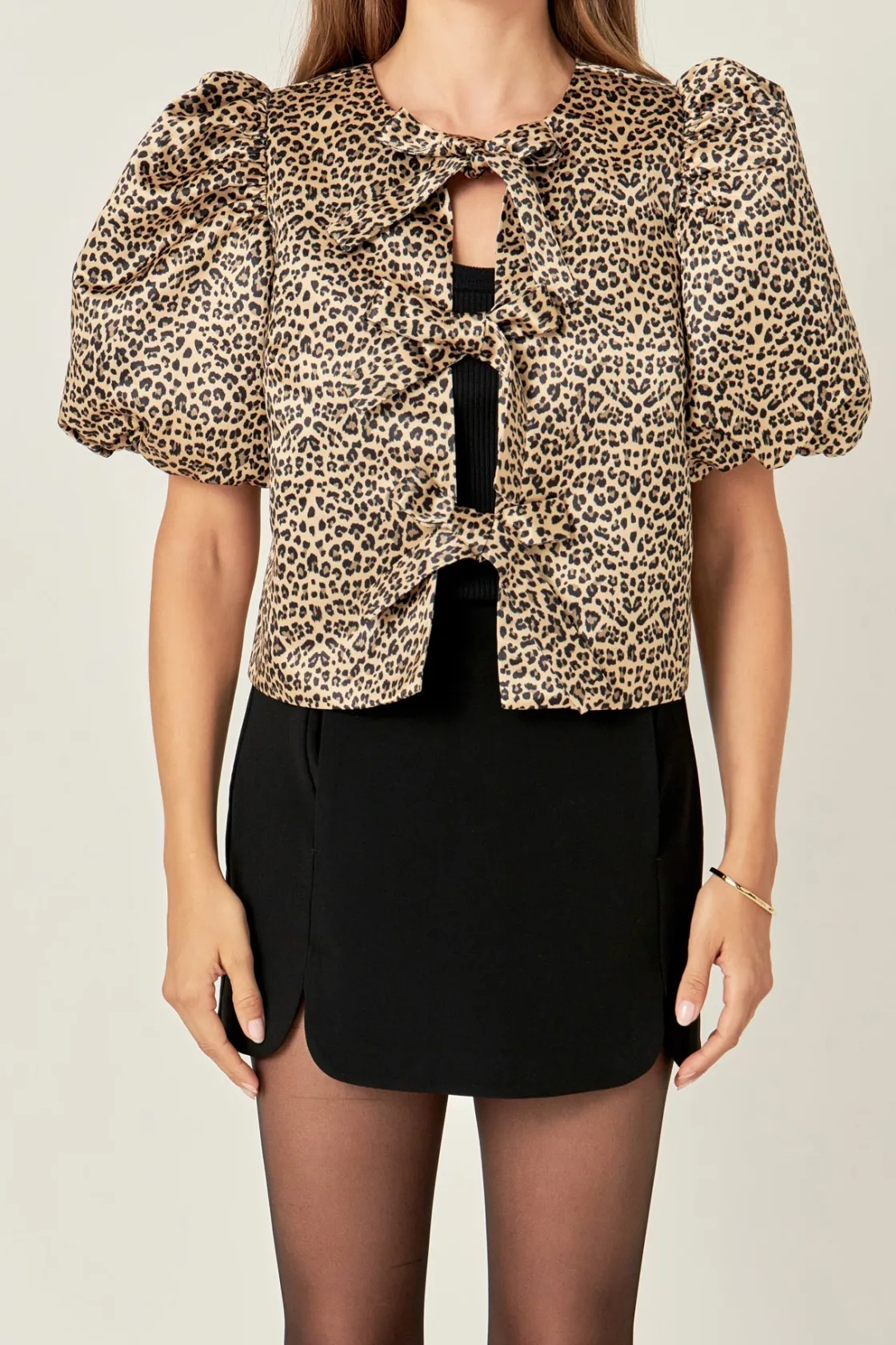 english_factory__bow_deta_0-2.webp ENGLISH FACTORY Matching Sets | Tops*- Bow Detailed Puff Sleeve Top BROWN