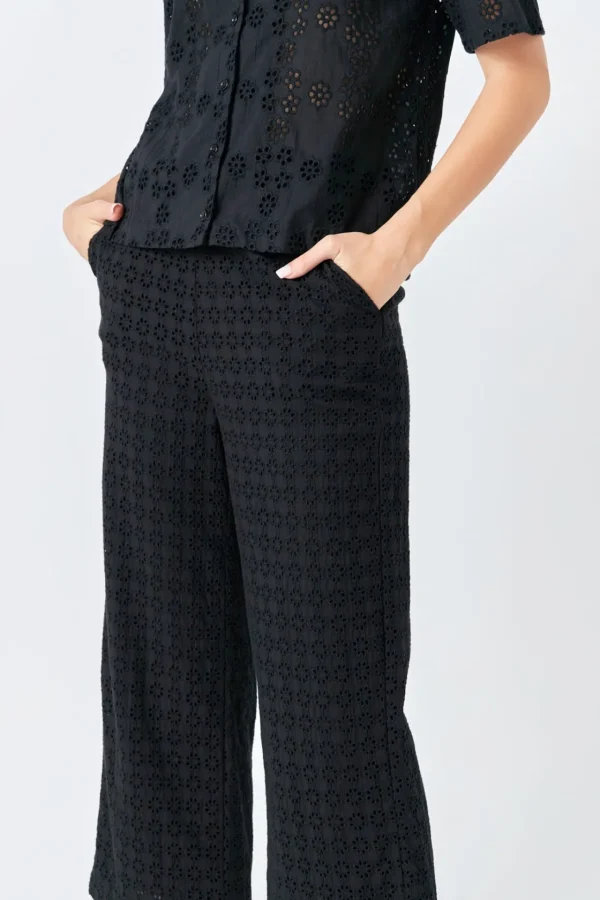 ENGLISH FACTORY Pants | Tops*- Broderie Lace Cropped Pants BLACK