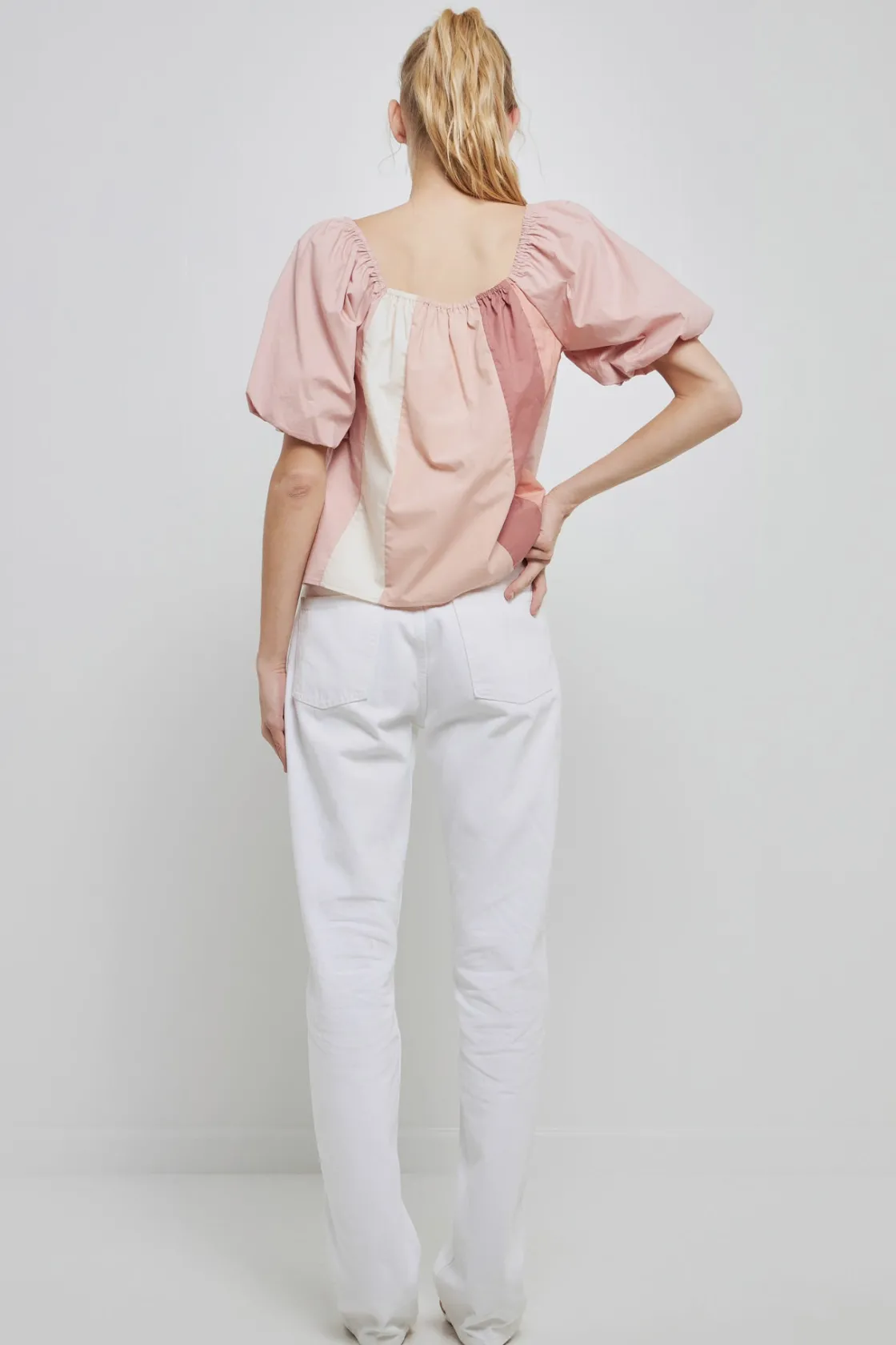 english_factory__color_bl_2-1.webp ENGLISH FACTORY Tops*- Color Blocked Top with Short Puff Sleeves MULTI