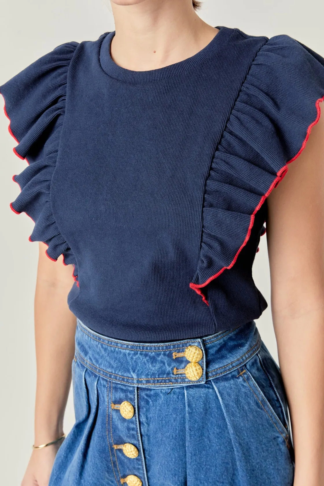 english_factory__contrast_0-3.webp ENGLISH FACTORY Tops*- Contrast Merrow Detail Ruffled Knit Top