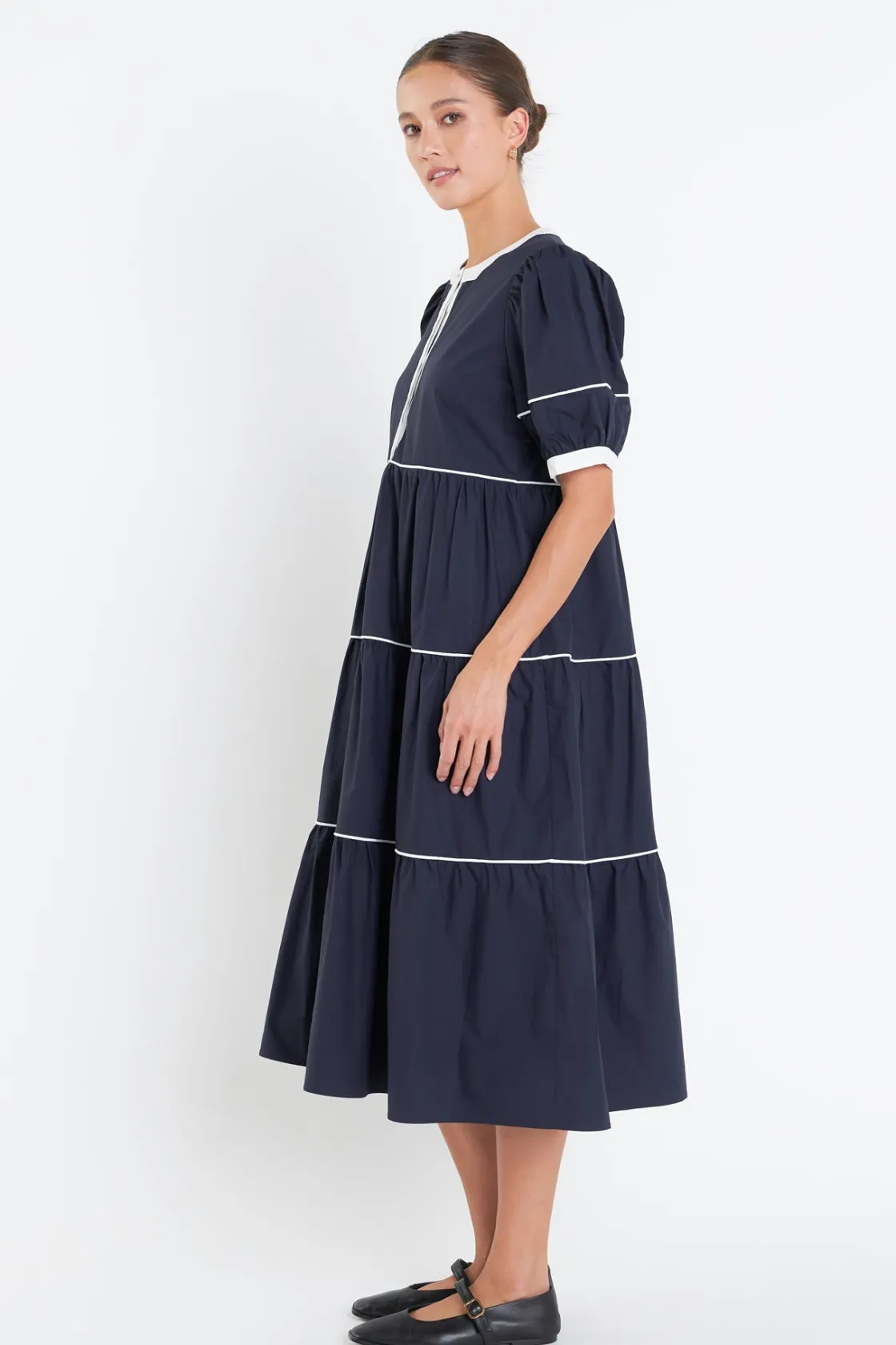english_factory__contrast_1-19.webp ENGLISH FACTORY Puff Sleeve | Tops*- Contrast Midi Dress NAVY