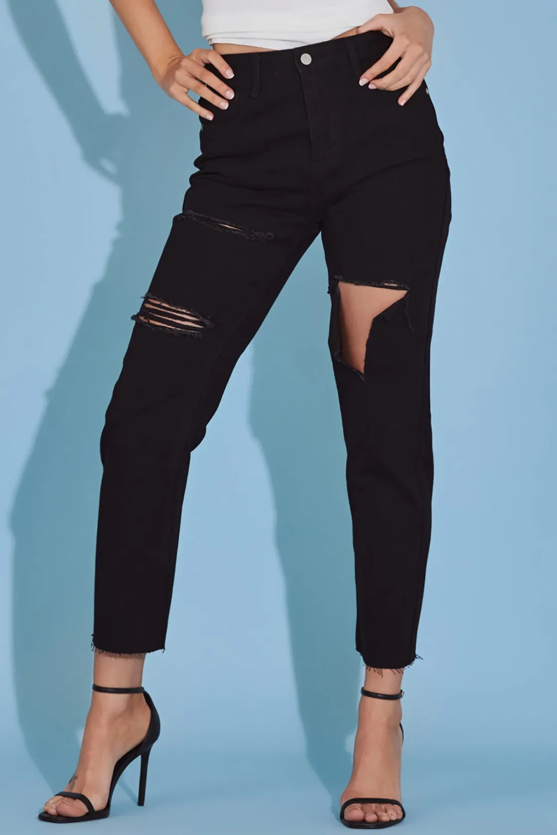 english_factory__destroye_5.webp ENGLISH FACTORY Denim | Tops*- Destroyed Mom Jeans