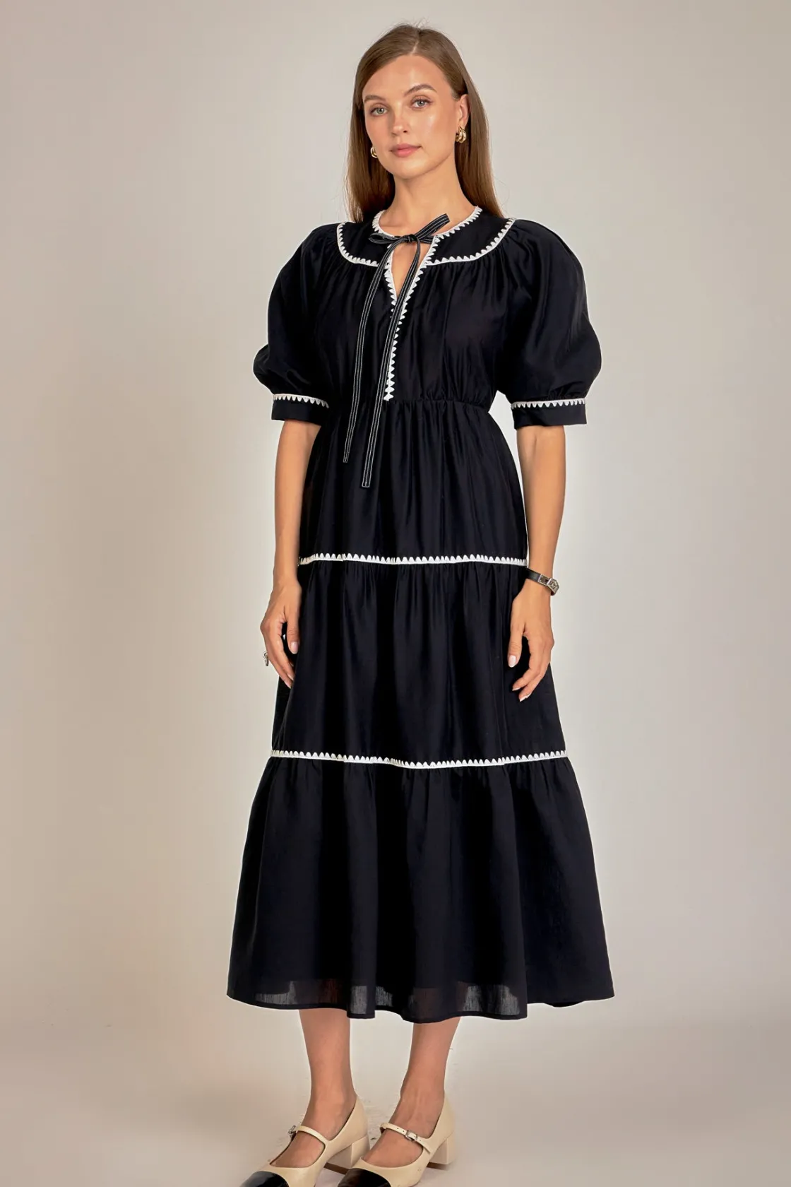 english_factory__embroide_1-20.webp ENGLISH FACTORY Puff Sleeve | Tops*- Embroidery Midi Dress BLACK/WHITE