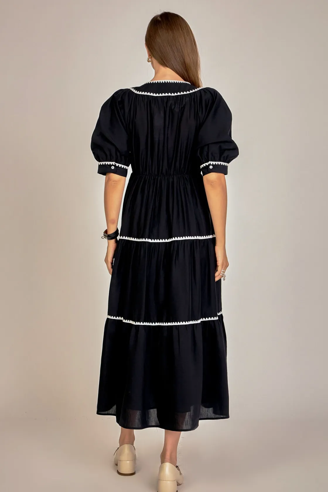 english_factory__embroide_2-20.webp ENGLISH FACTORY Puff Sleeve | Tops*- Embroidery Midi Dress BLACK/WHITE