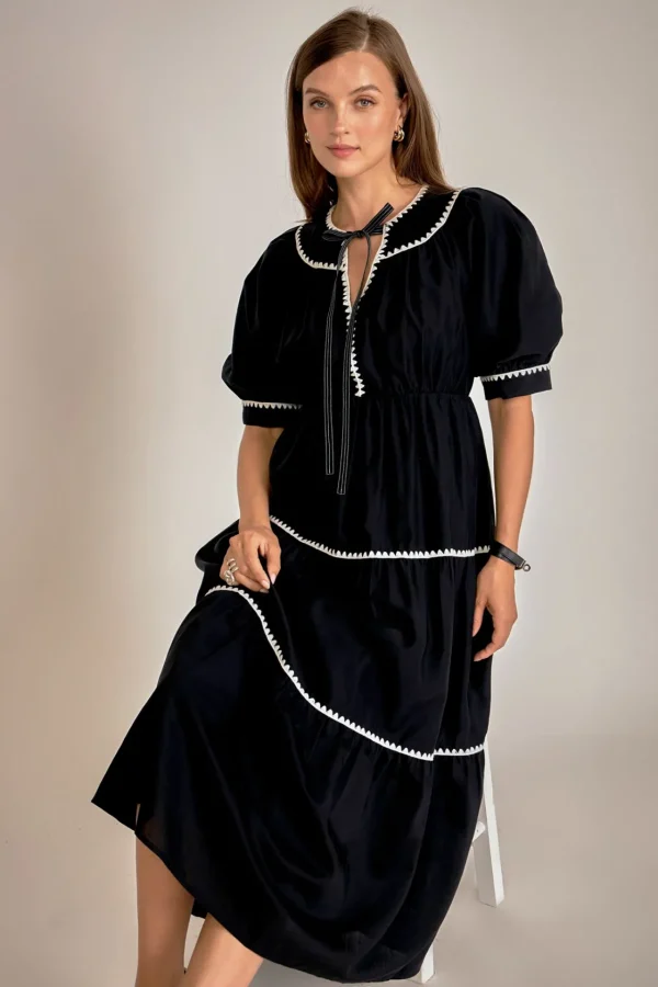 ENGLISH FACTORY Puff Sleeve | Tops*- Embroidery Midi Dress BLACK/WHITE