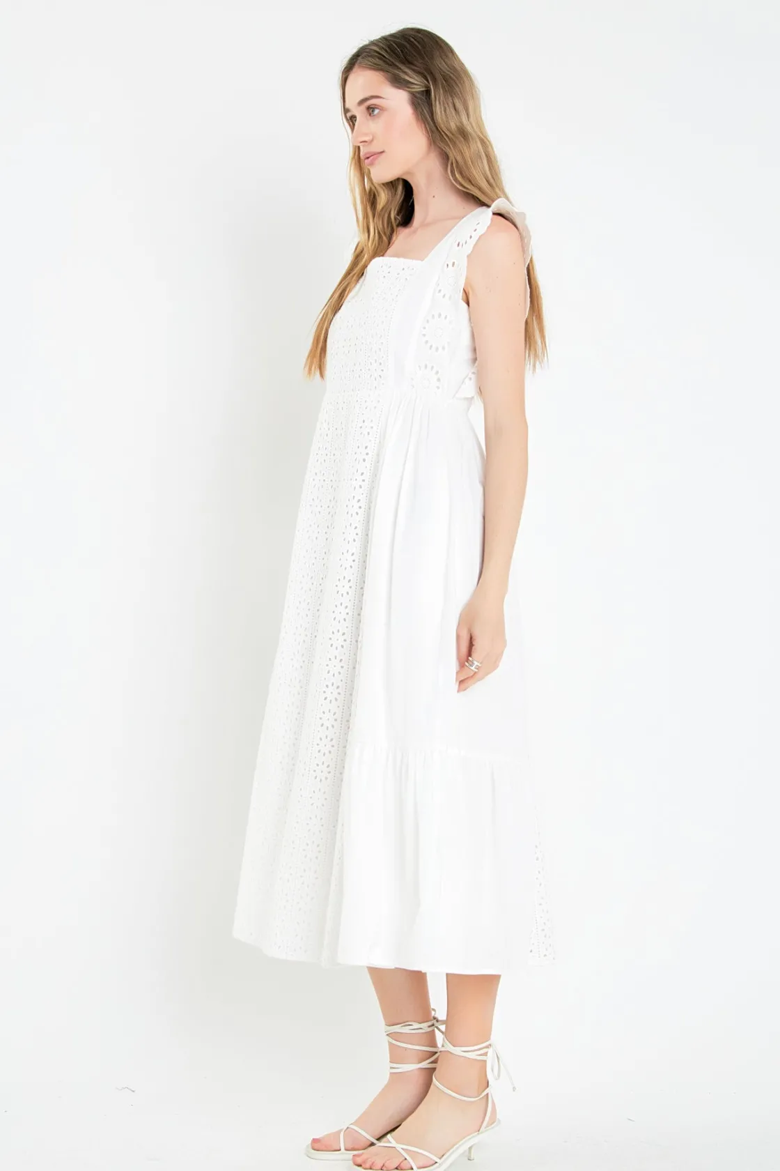english_factory__eyelet_m_1-2.webp ENGLISH FACTORY White Dresses | Tops*- Eyelet Maxi Dress WHITE