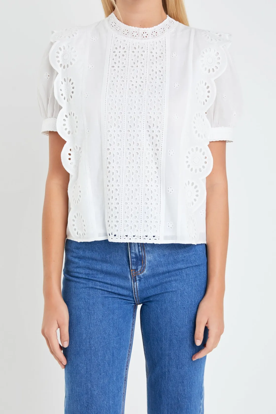 english_factory__eyelet_s_0-1.webp ENGLISH FACTORY Tops*- Eyelet Short Sleeve Top WHITE
