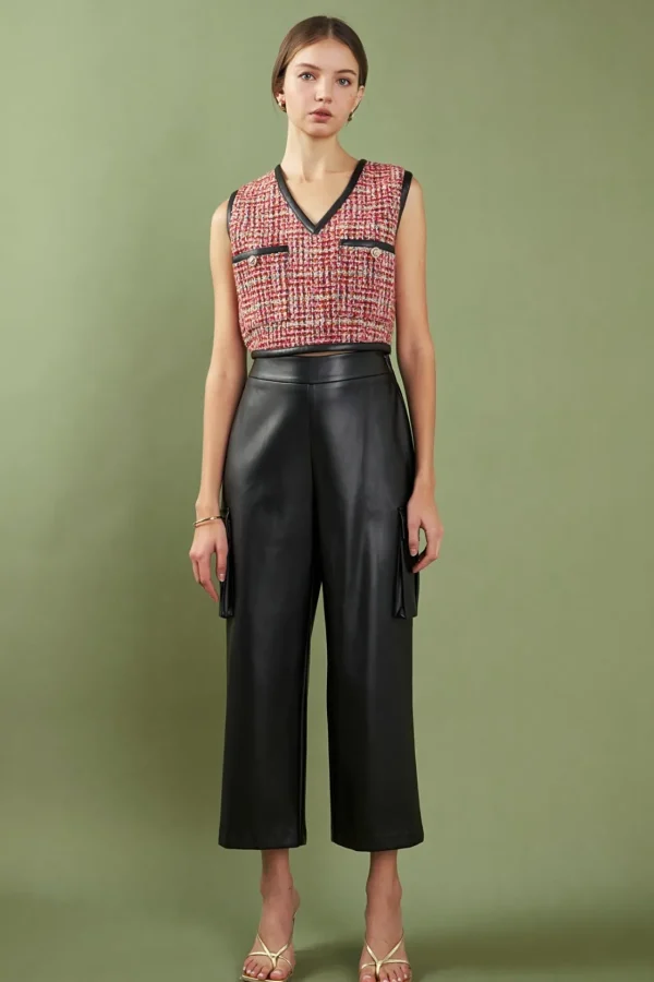 ENGLISH FACTORY Matching Sets | Pants*- Faux Leather Cropped Cargo Pants BLACK