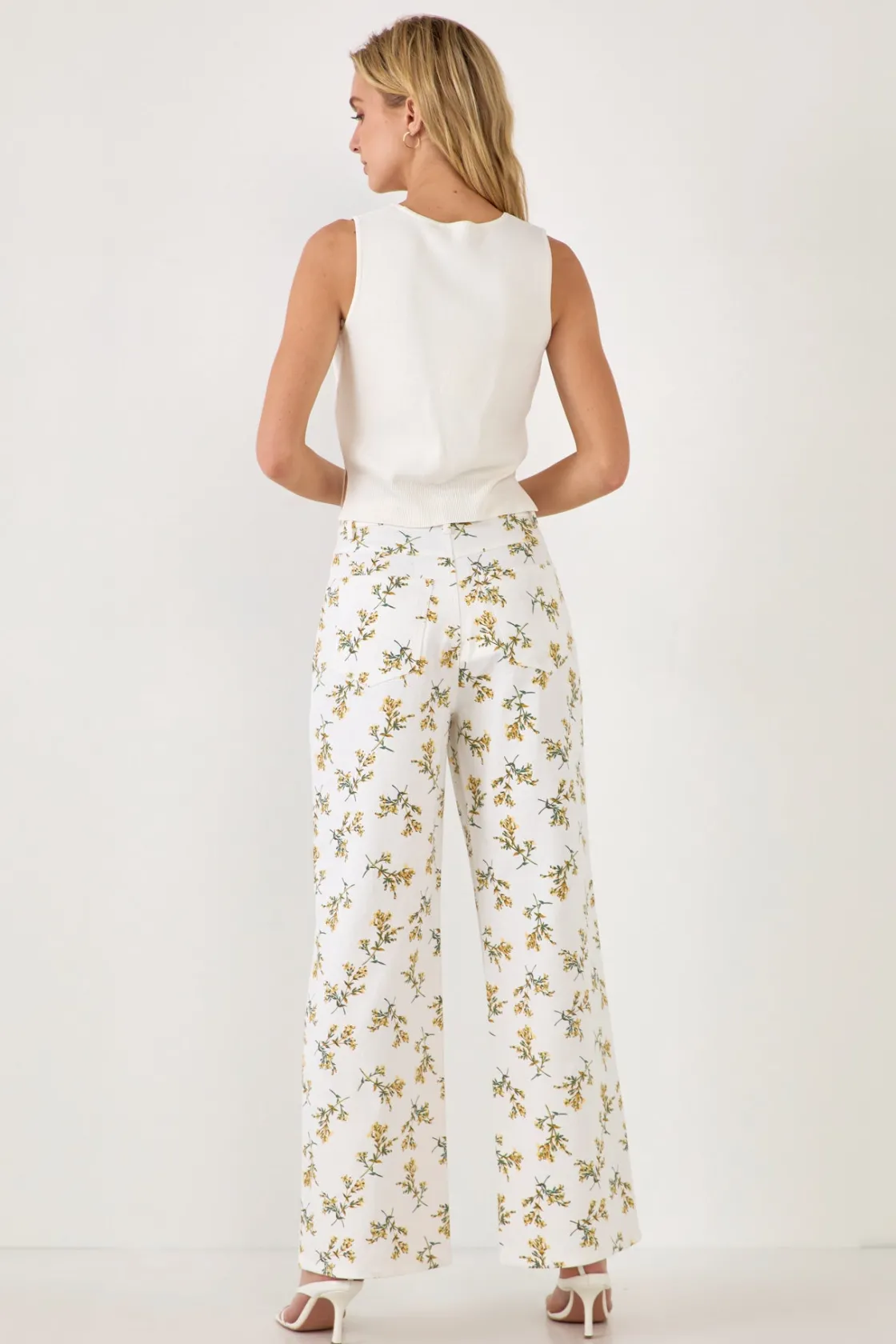 english_factory__floral_s_2-4.webp ENGLISH FACTORY Pants*- Floral Straight Leg Pants WHITEMULTI