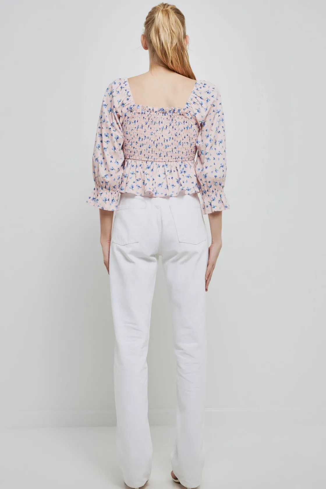 english_factory__floral_s_2.webp ENGLISH FACTORY Tops*- Floral Smocked Top BLUSH