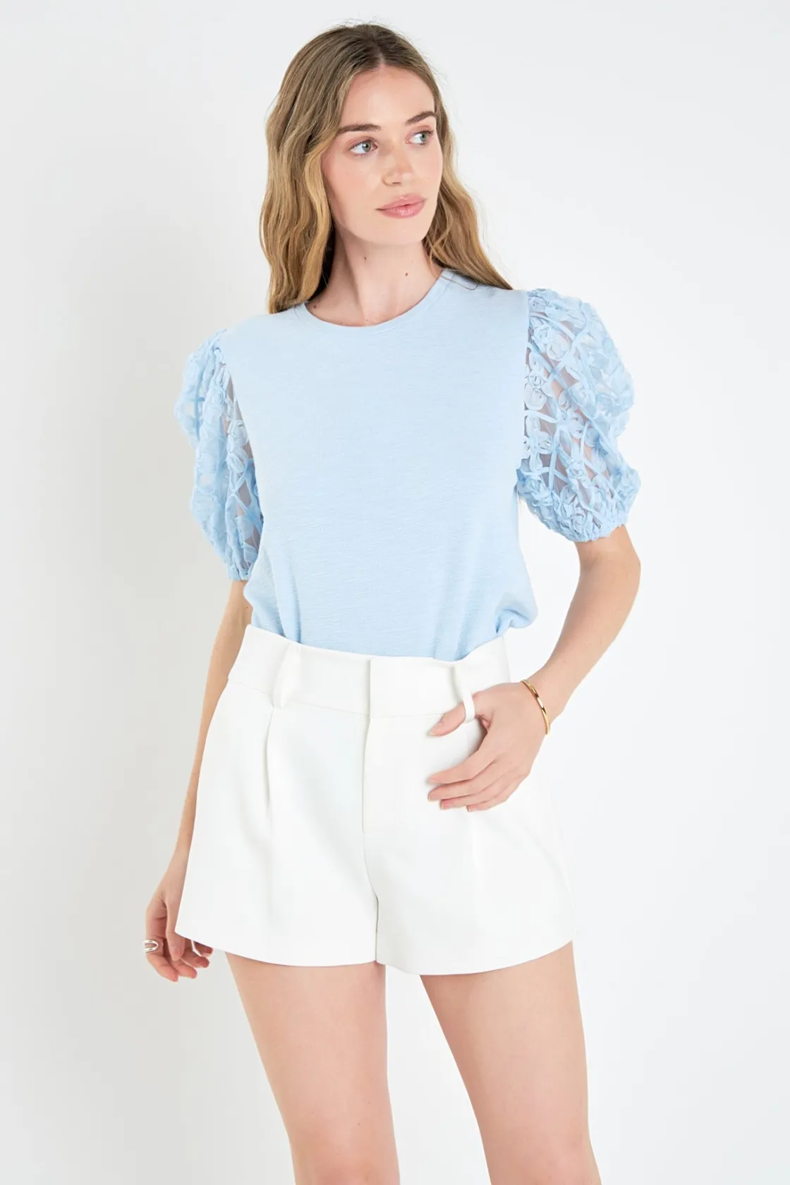 english_factory__floral_t_3.webp ENGLISH FACTORY Tops*- Floral Texture Sleeve Top