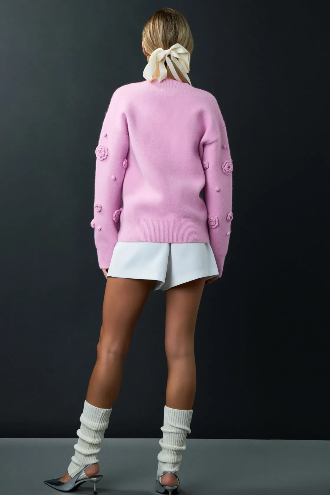english_factory__flower_v_2.webp ENGLISH FACTORY Sweaters & Knits | Tops*- Flower V-neckline Sweater PINK