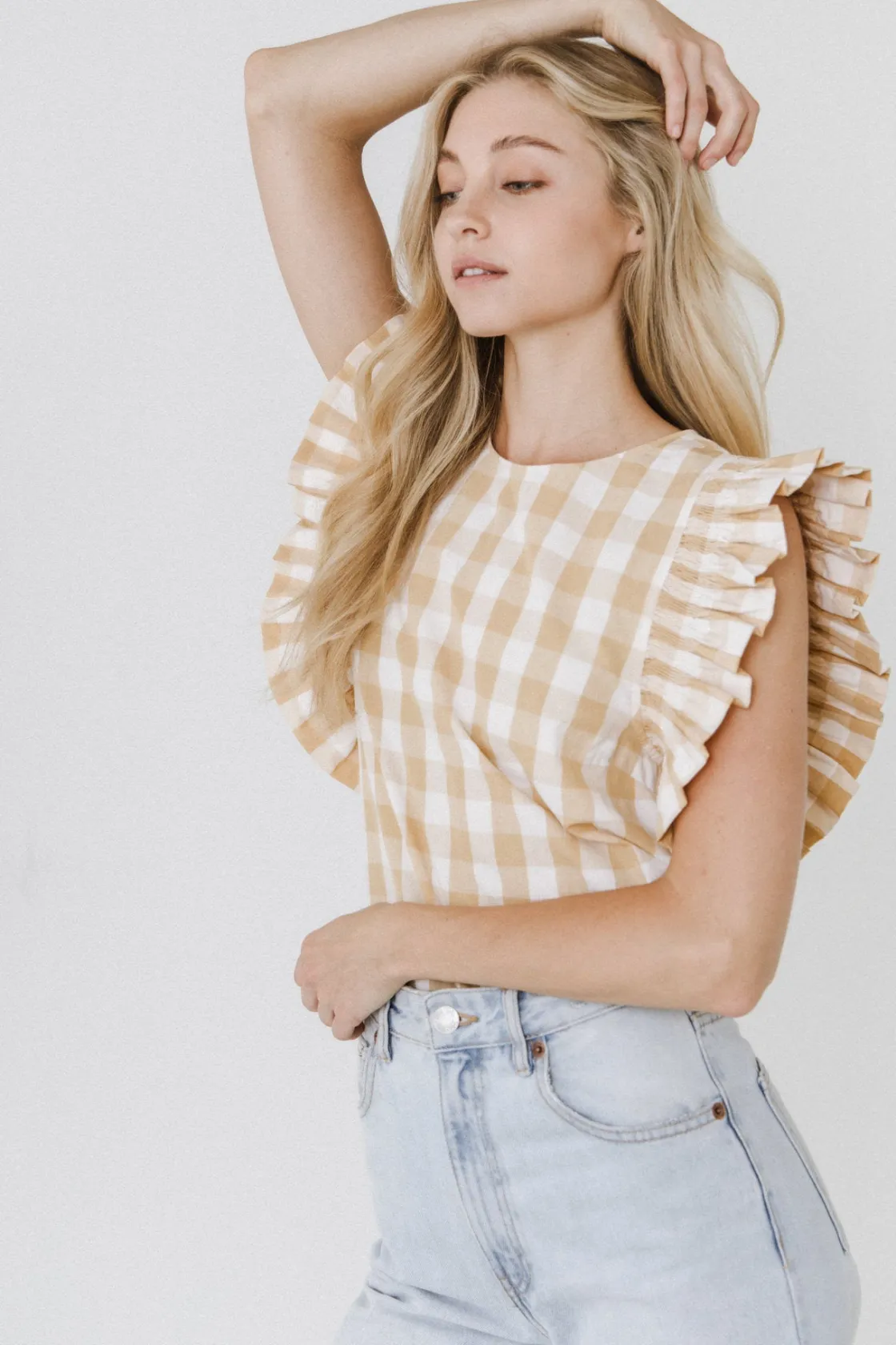 english_factory__gingham__3-7.webp ENGLISH FACTORY Tops*- Gingham Ruffled Top BEIGE