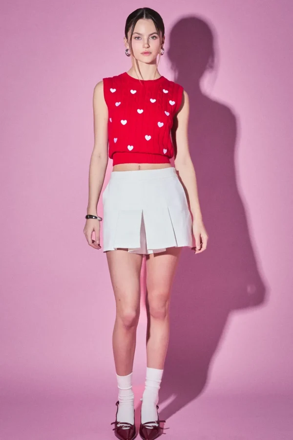 ENGLISH FACTORY Tops*- Heart Embroidery Round Neckline Vest