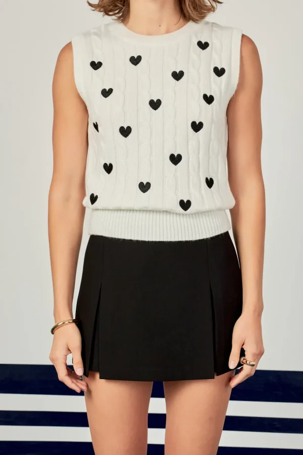 ENGLISH FACTORY Tops*- Heart Embroidery Round Neckline Vest