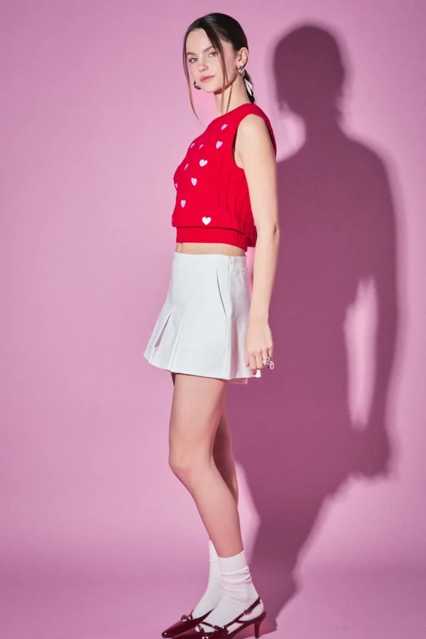 ENGLISH FACTORY Tops*- Heart Embroidery Round Neckline Vest