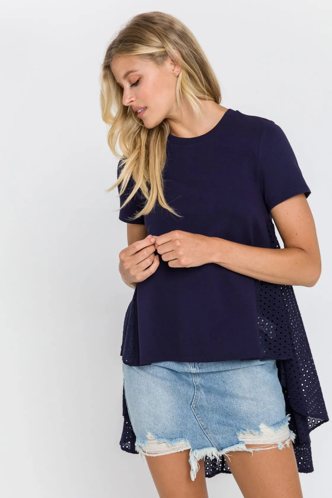 english_factory__high_low_2.webp ENGLISH FACTORY Tops*- High Low T-shirt With Eyelet Peplum