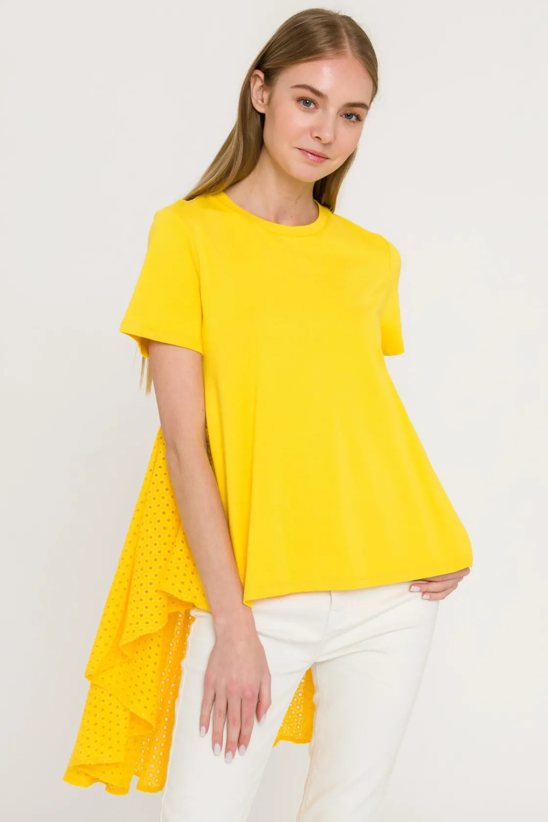 english_factory__high_low_8.webp ENGLISH FACTORY Tops*- High Low T-shirt With Eyelet Peplum
