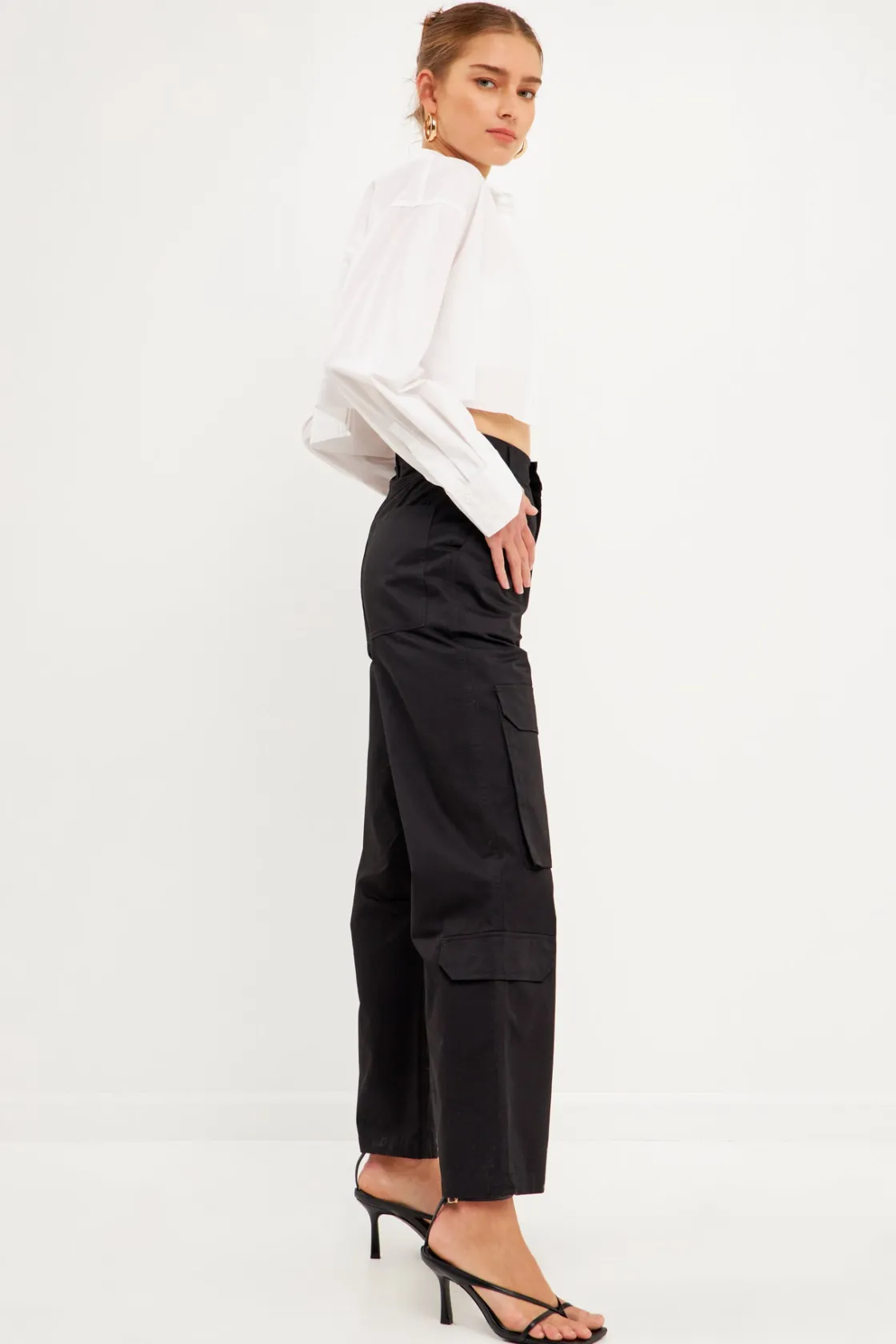 english_factory__highwais_6.webp ENGLISH FACTORY Pants | Tops*- High-Waisted Wide Leg Cargo Pants