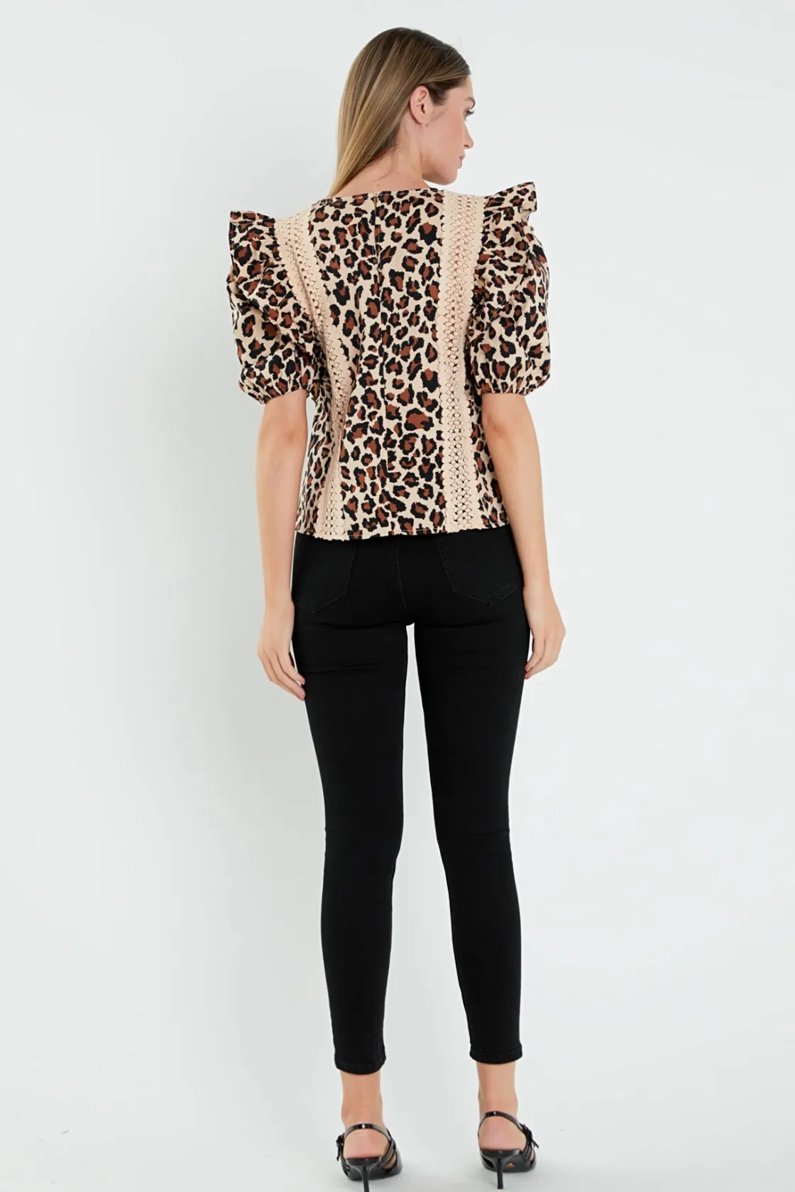 english_factory__leopard__2.webp ENGLISH FACTORY Tops*- Leopard Lace Inserted Top TANMULTI