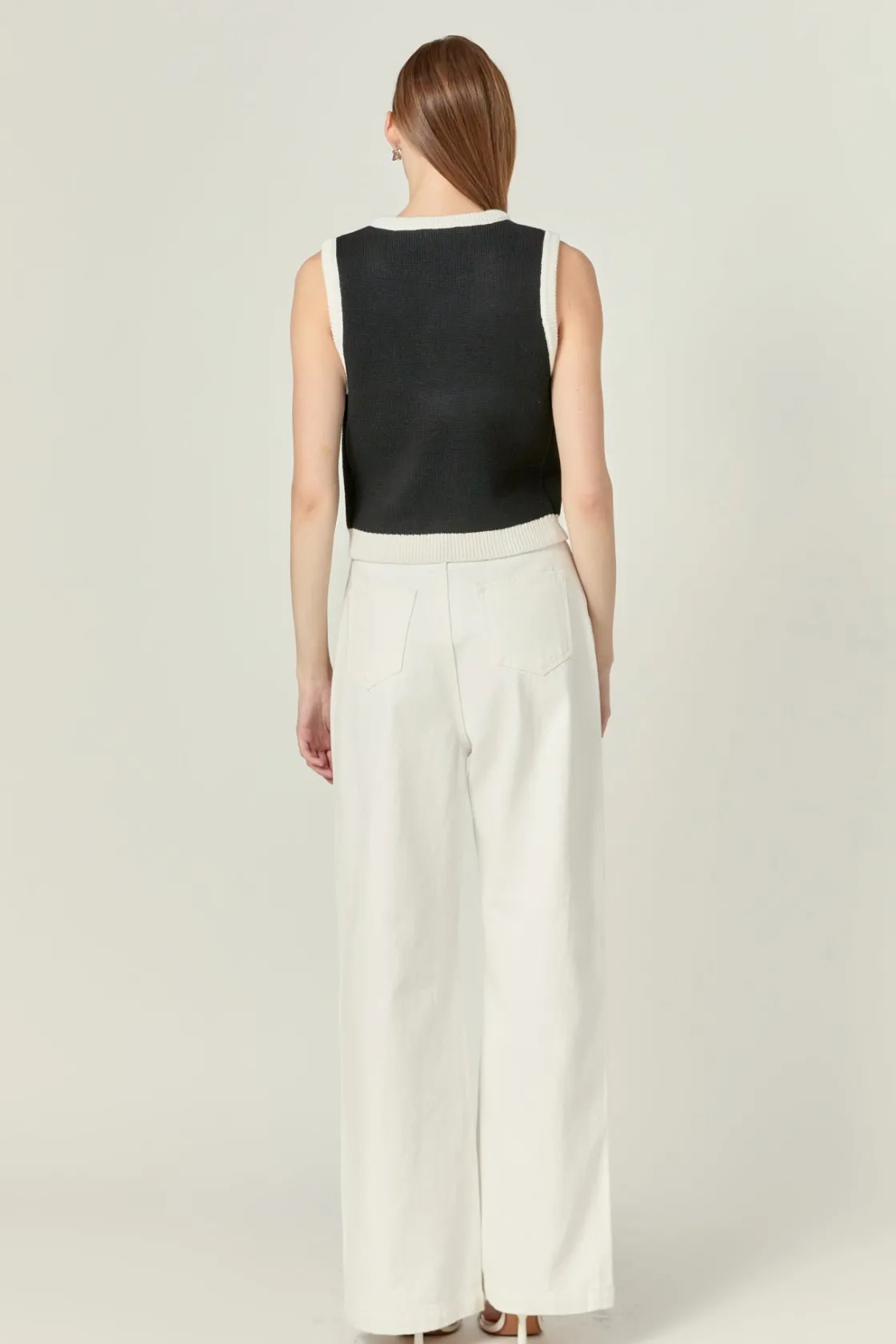english_factory__linda_bl_2.webp ENGLISH FACTORY Sweaters & Knits | Vest*- Linda Black and White Knit Vest BLACK/WHITE