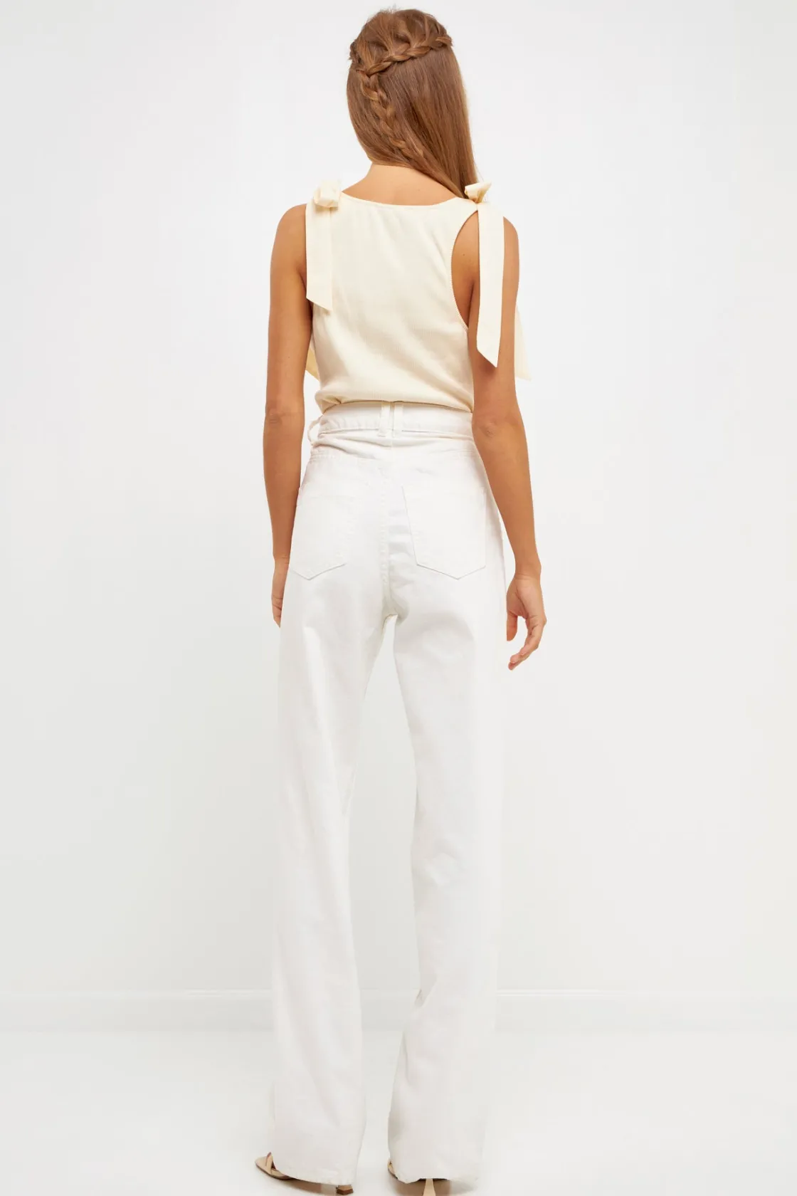 english_factory__mixed_me_12-5.webp ENGLISH FACTORY Tops*- Mixed Media Bow Tie Ribbed Henley Tank