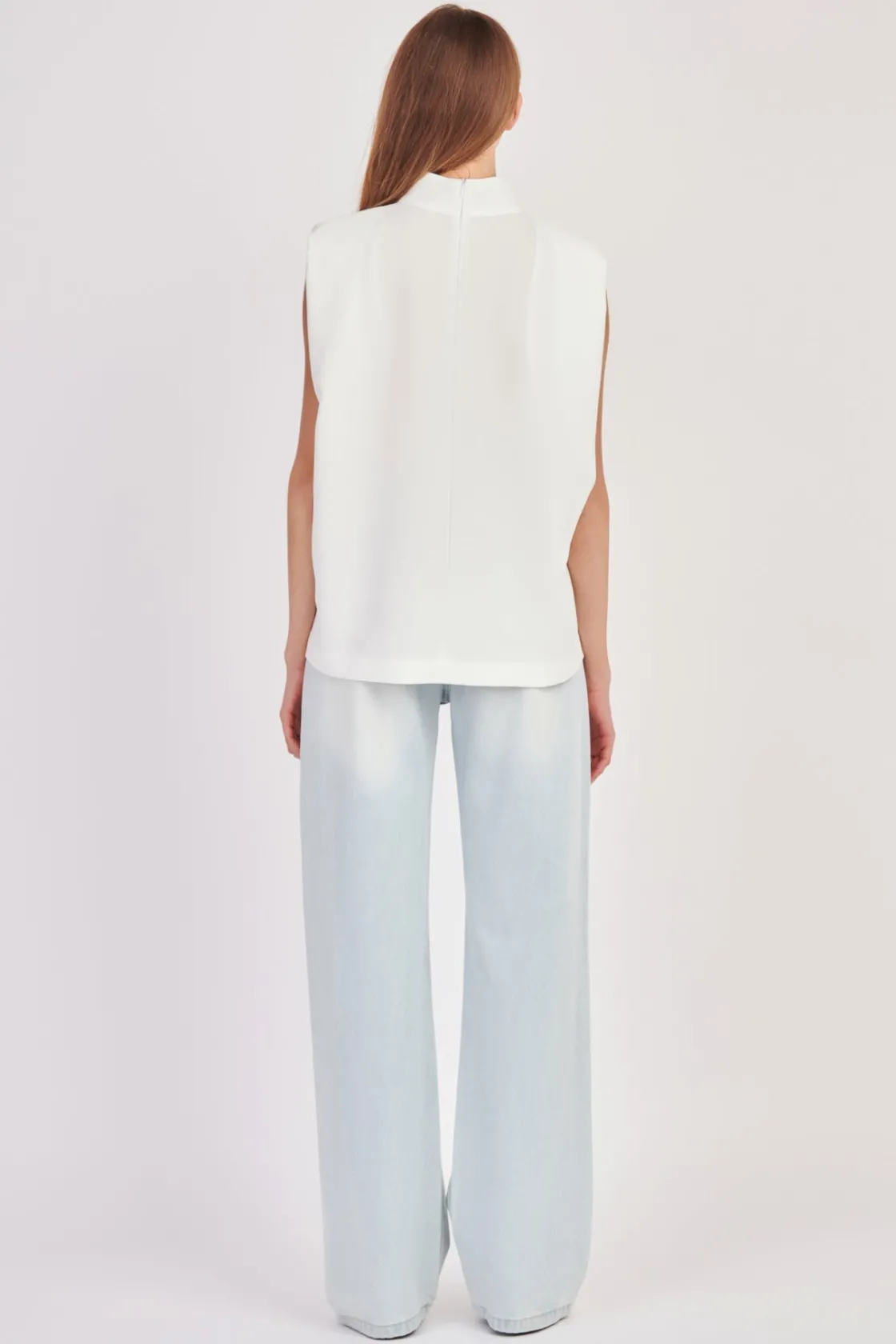 english_factory__mock_nec_12.webp ENGLISH FACTORY Tops*- Mock Neck Shoulder Pad Top