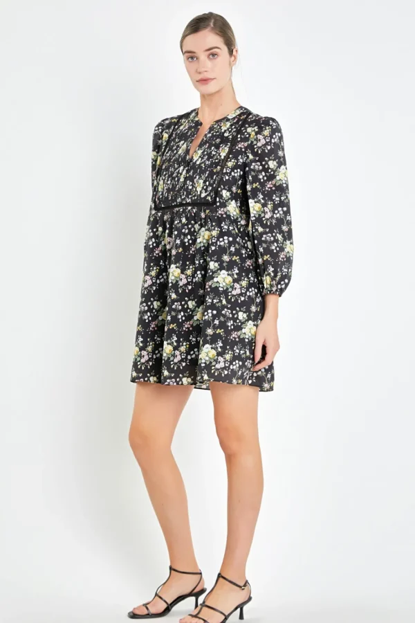 ENGLISH FACTORY Print Takeaway | Floral Dresses*- Pintuck Floral Mini Dress BLACKMULTI
