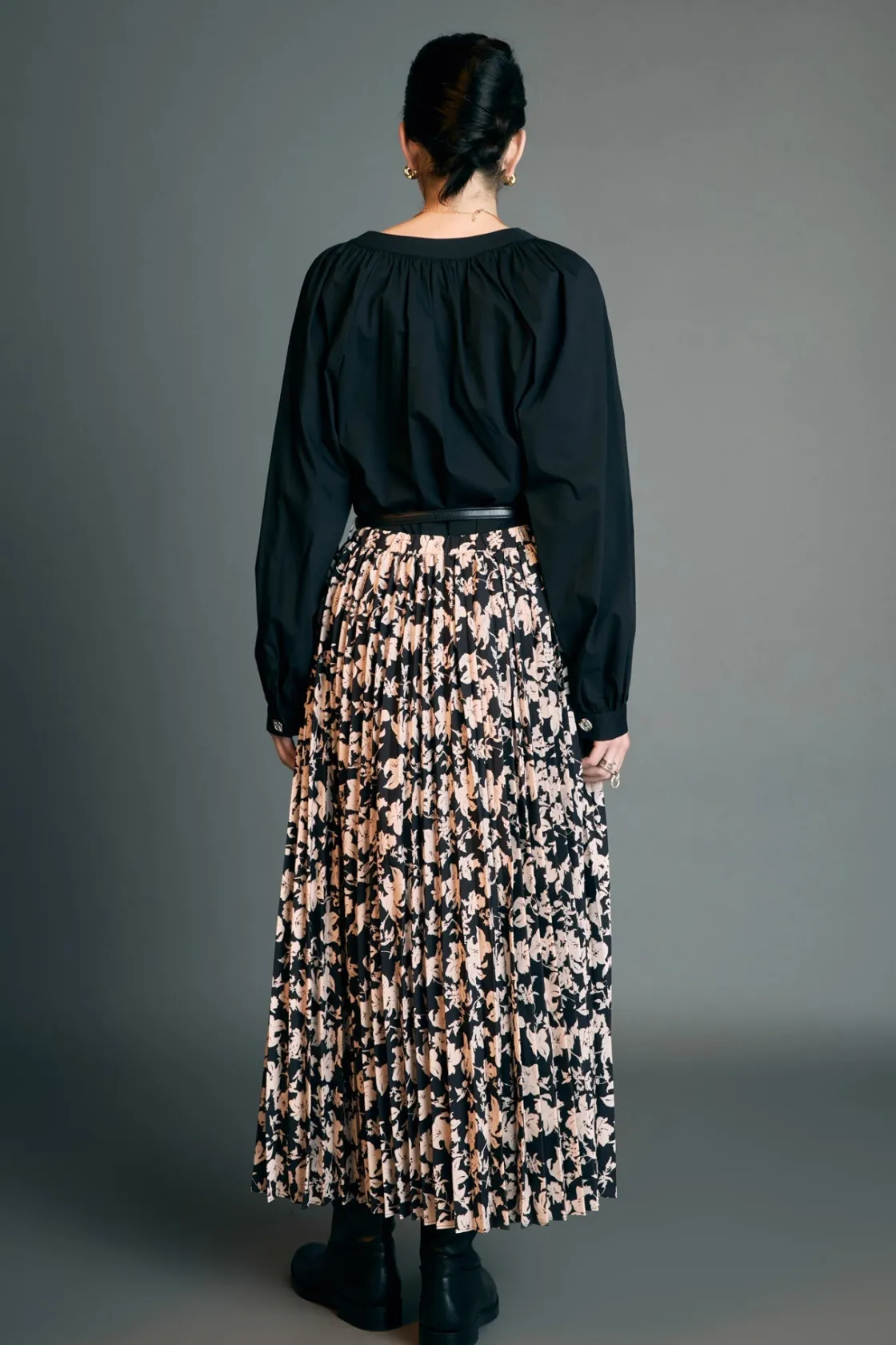 english_factory__pleated__2-8.webp ENGLISH FACTORY Skirts | Tops*- Pleated Print Midi Skirt BLACKMULTI