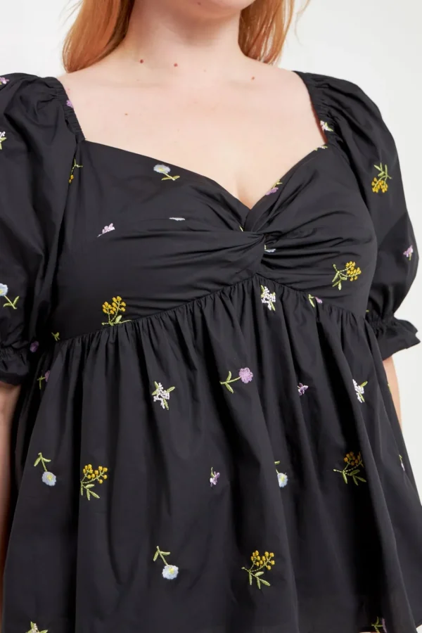ENGLISH FACTORY Tops*- Plus Size Multi Floral Embroidery Top BLACKMULTI