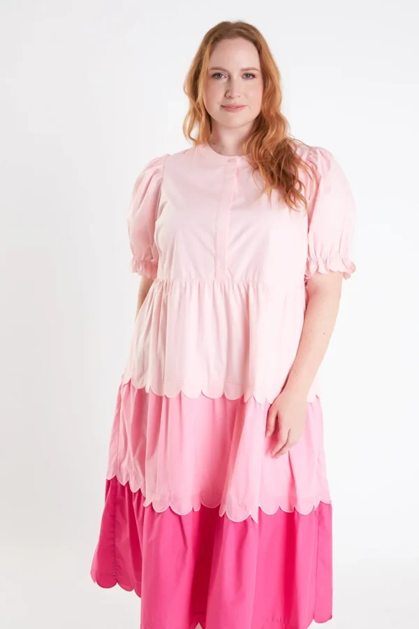 ENGLISH FACTORY Puff Sleeve | Tops*- Plus Size Colorblock Scallop Dress PINKMULTI