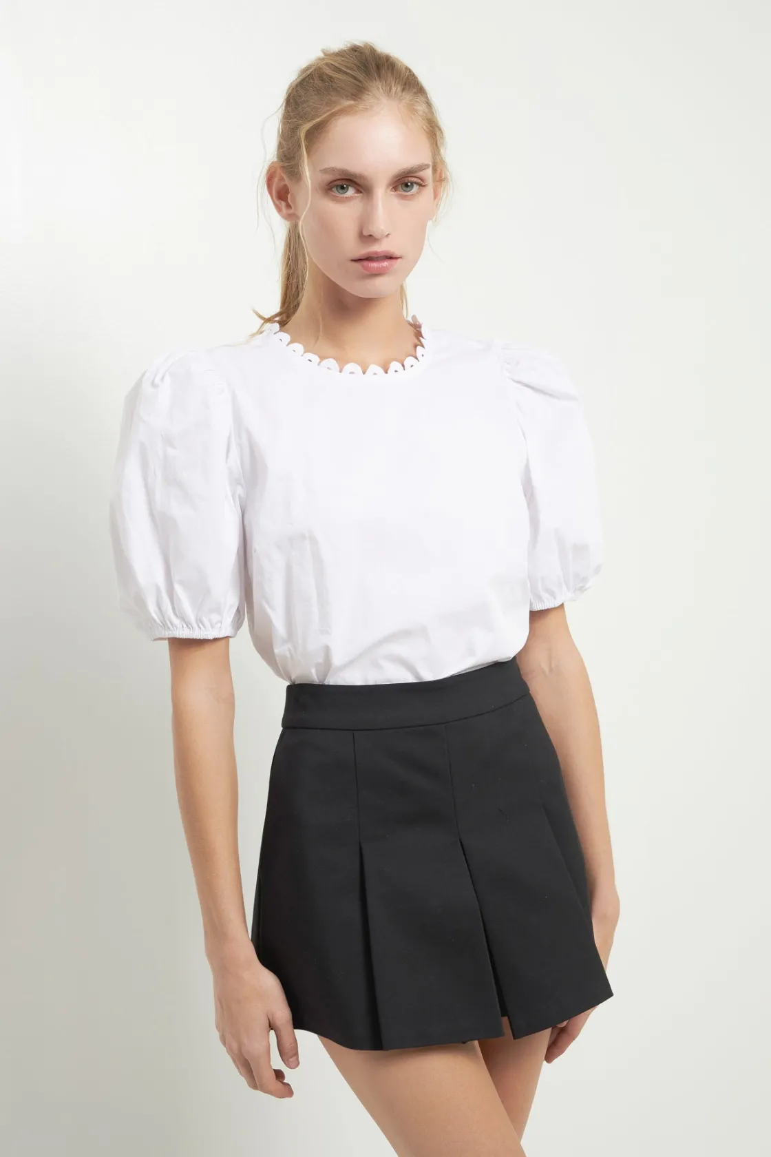 english_factory__poplin_t_3.webp ENGLISH FACTORY Tops*- Poplin top with Lace Neckline WHITE