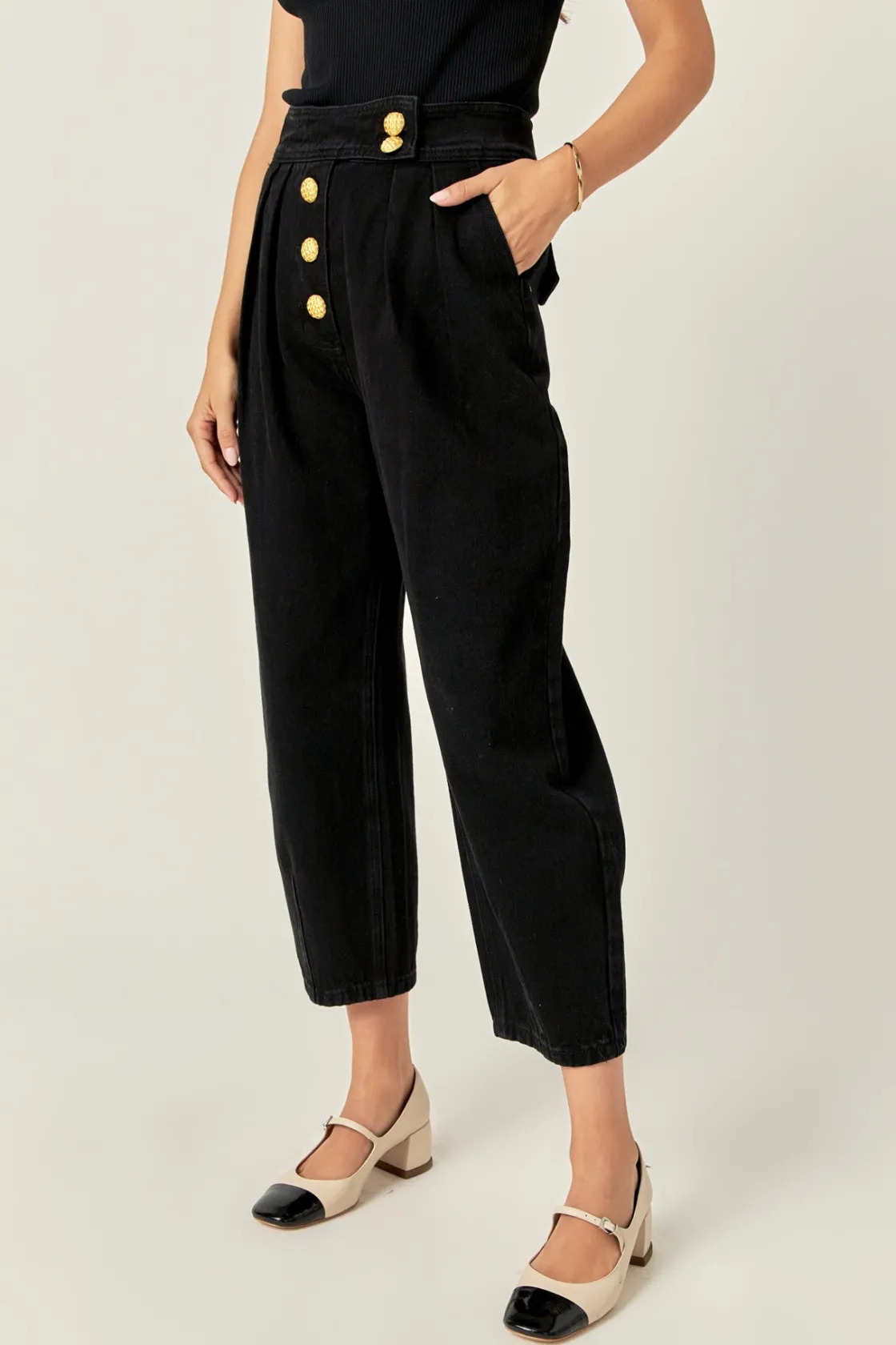 english_factory__premium__17-1.webp ENGLISH FACTORY Denim | Tops*- Premium Denim Cropped Trousers