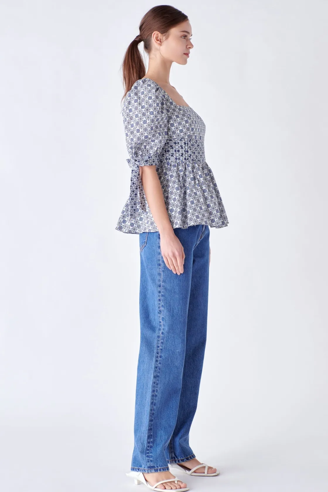 english_factory__print_bl_1.webp ENGLISH FACTORY Tops*- Print Block Smocked Top WHITE/BLUE