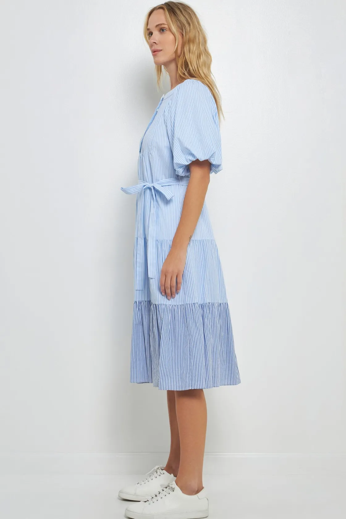 english_factory__puff_sle_1-11.webp ENGLISH FACTORY Puff Sleeve | Tops*- Puff Sleeve Round Neckline Midi Dress BLUE