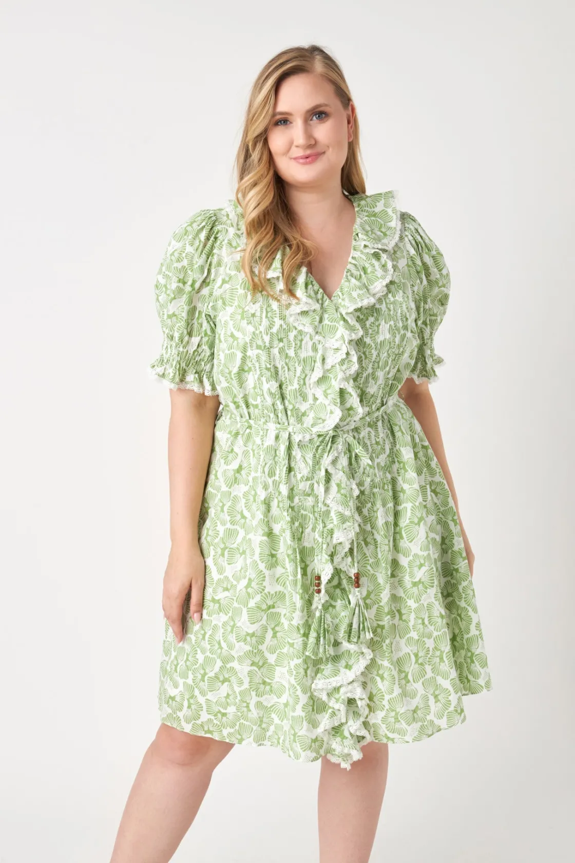 english_factory__ruffle_p_3.webp ENGLISH FACTORY Tops*- Ruffle Pintuck Dress WHITE/GREEN