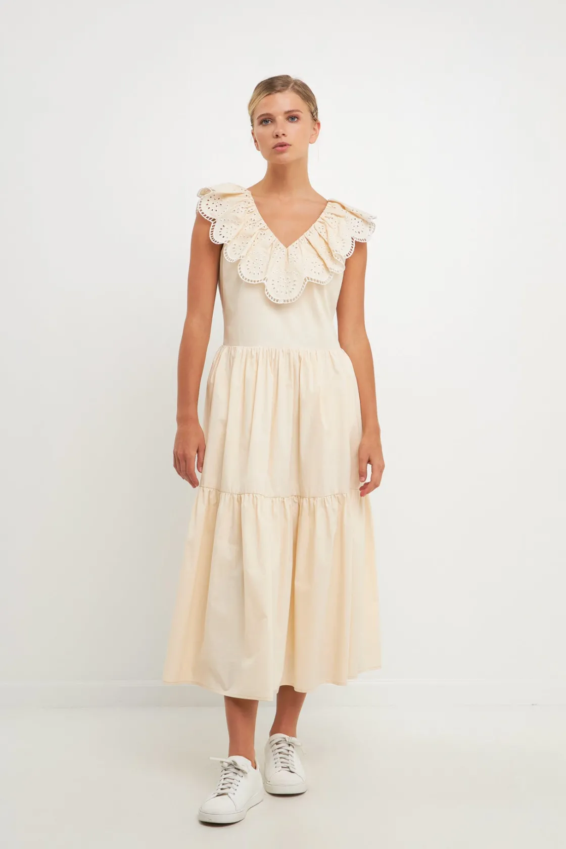 english_factory__ruffled__3-16.webp ENGLISH FACTORY Lace Dresses | Tops*- Ruffled Lace Contrast Midi Dress BEIGE