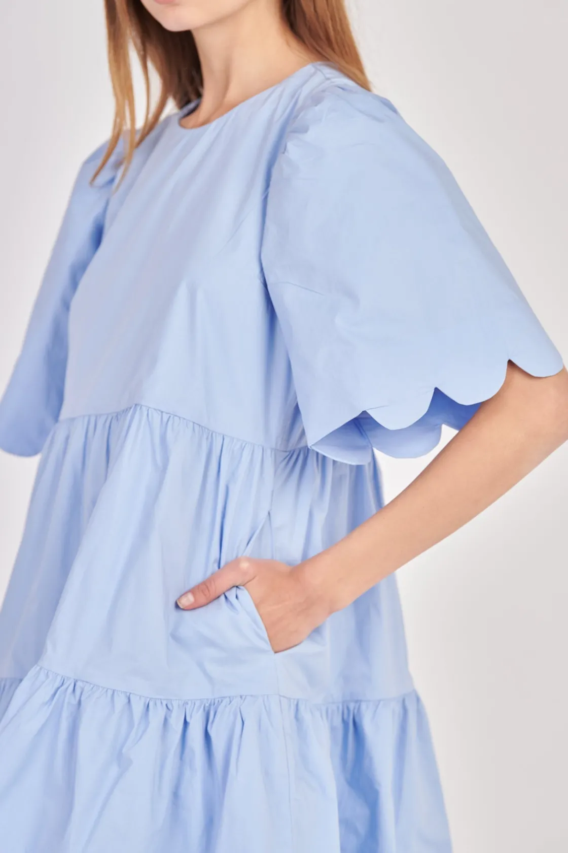 english_factory__scallop__20.webp ENGLISH FACTORY White Dresses | Tops*- Scallop Detail Tiered Mini Dress