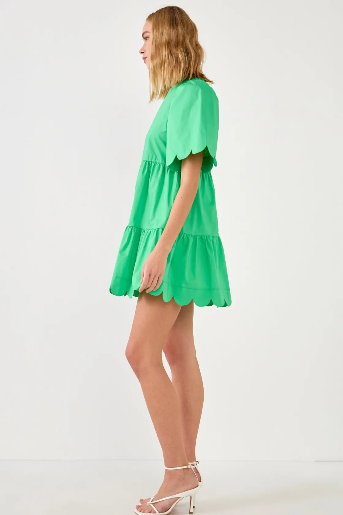 english_factory__scallop__26.webp ENGLISH FACTORY White Dresses | Tops*- Scallop Detail Tiered Mini Dress