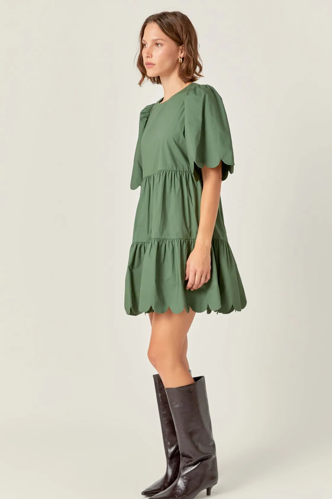 english_factory__scallop__41.webp ENGLISH FACTORY White Dresses | Tops*- Scallop Detail Tiered Mini Dress