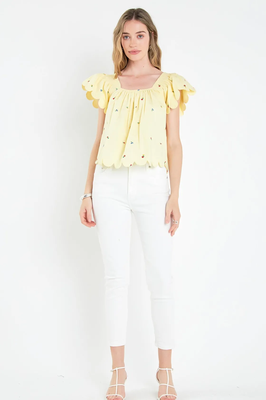 english_factory__scallope_4-1.webp ENGLISH FACTORY Tops*- Scalloped Hem Ruffle Detail Top