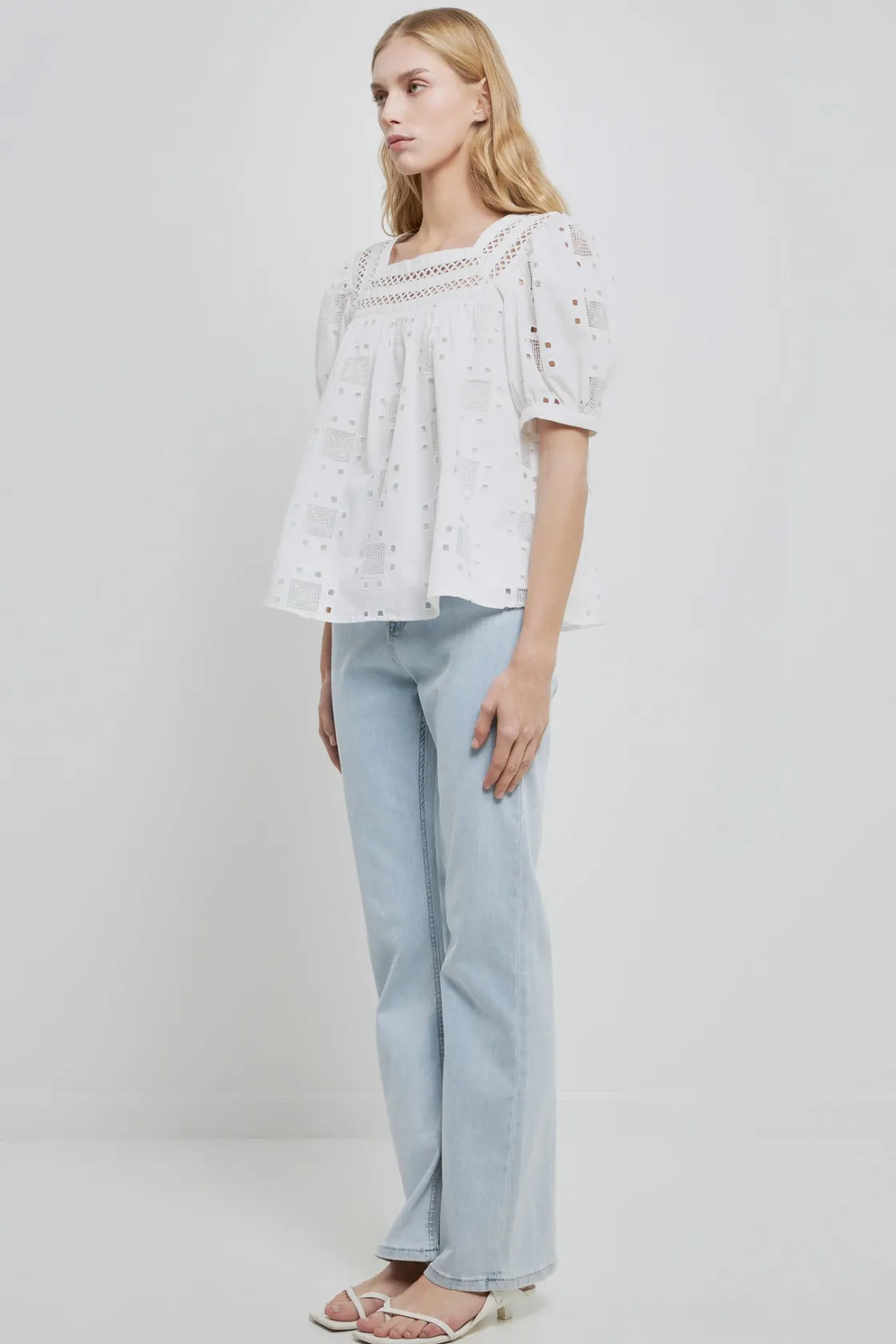 english_factory__square_n_6.webp ENGLISH FACTORY Tops*- Square Neck Embroidered Top